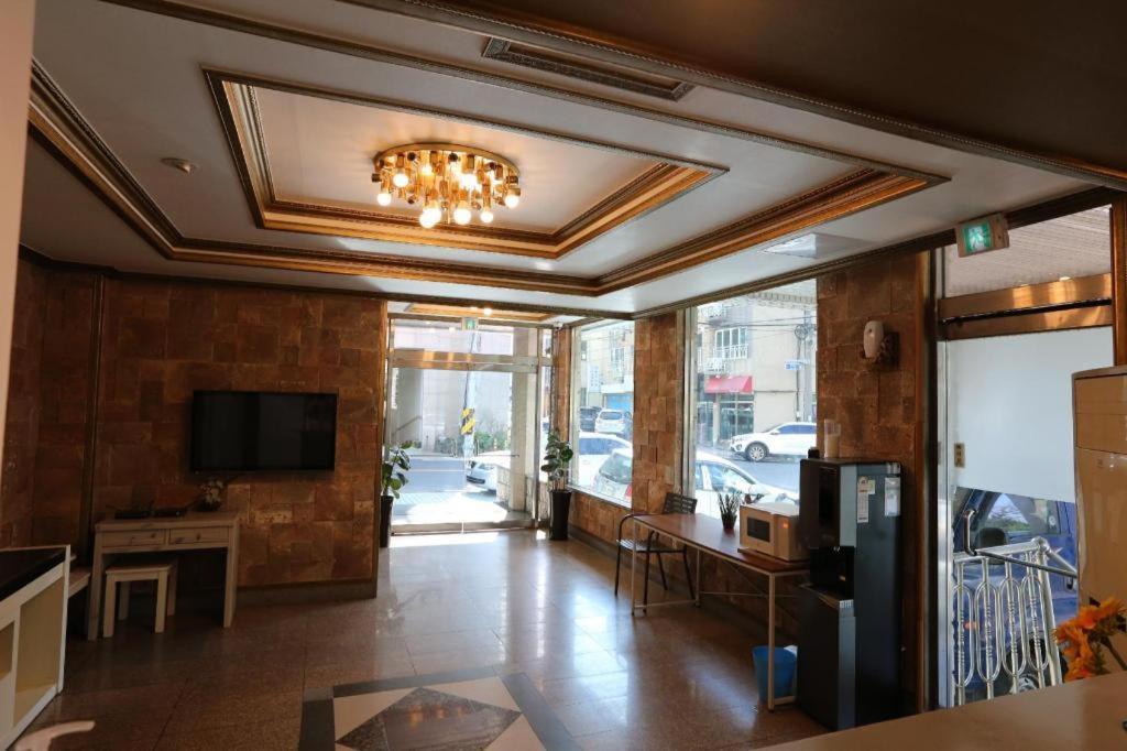 Emerald Ace Hotel Чеджудо Экстерьер фото